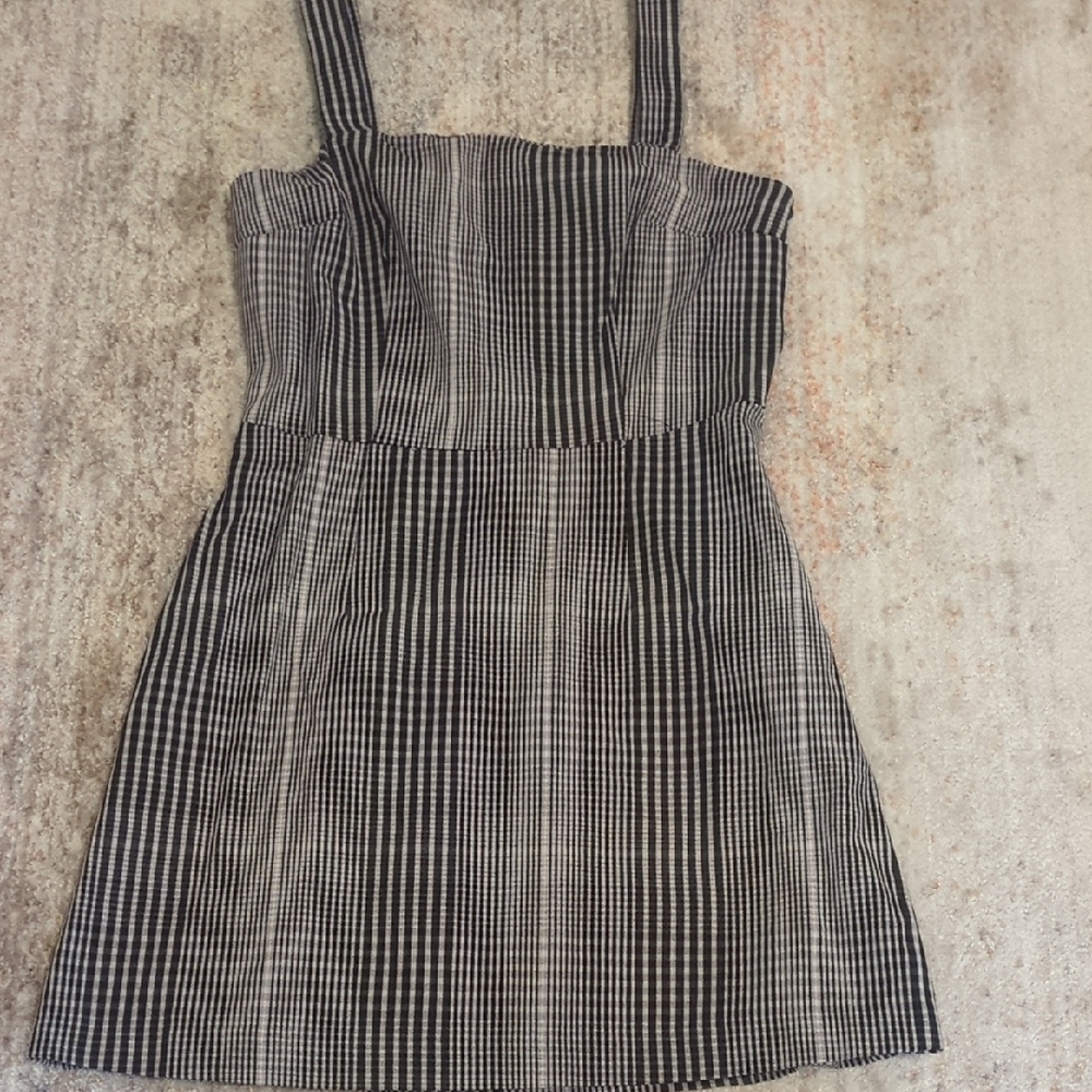 Black and White Pleated A-line Mini Dress